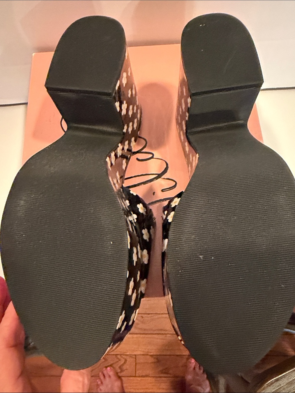 Black Daisy Platform Slides By Wild Pair NEW never worn - Picture 6 of 6
